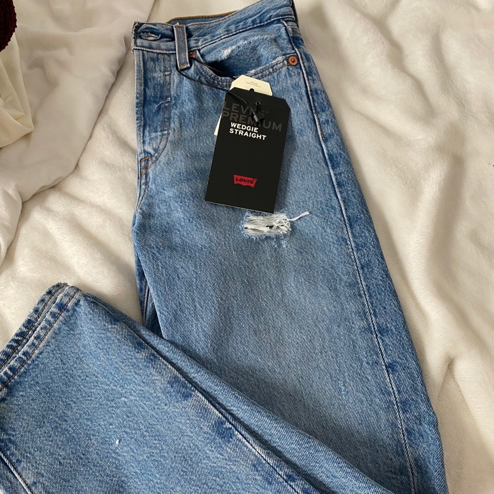 levi’s wedgie straight jeans